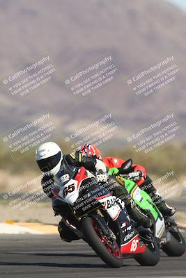 media/Oct-30-2025-Racers Edge (Thu) [[dabbdaf680]]/3-B Group/Session 2 (Turn 14)/